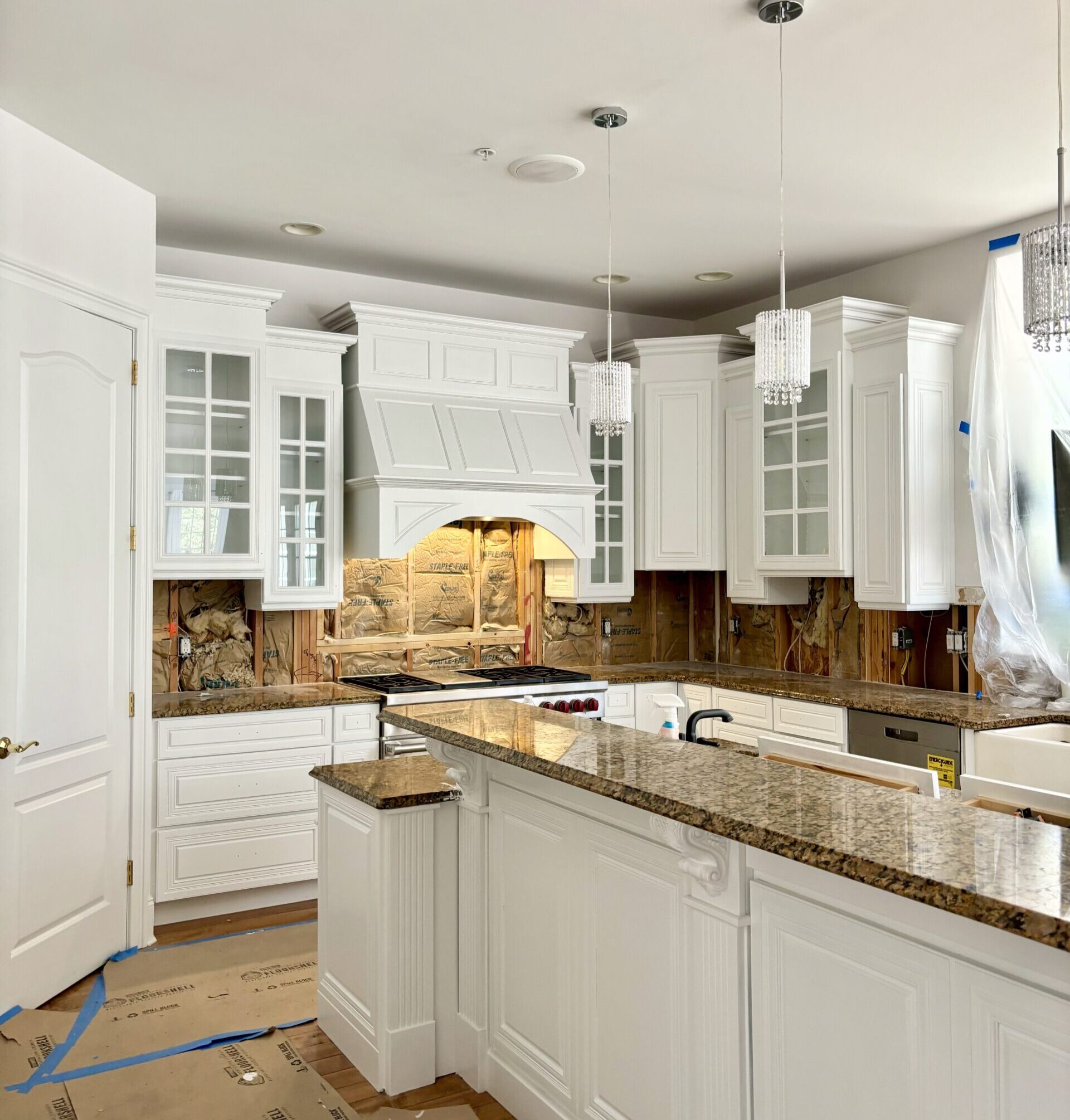 Beyond the Surface MHC Painting’s Approach to Detailed Interior Decor