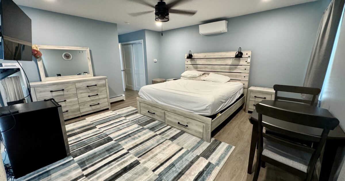 Creative Color Solutions: MHC Painting's Expertise in Using Shades to Transform Spaces