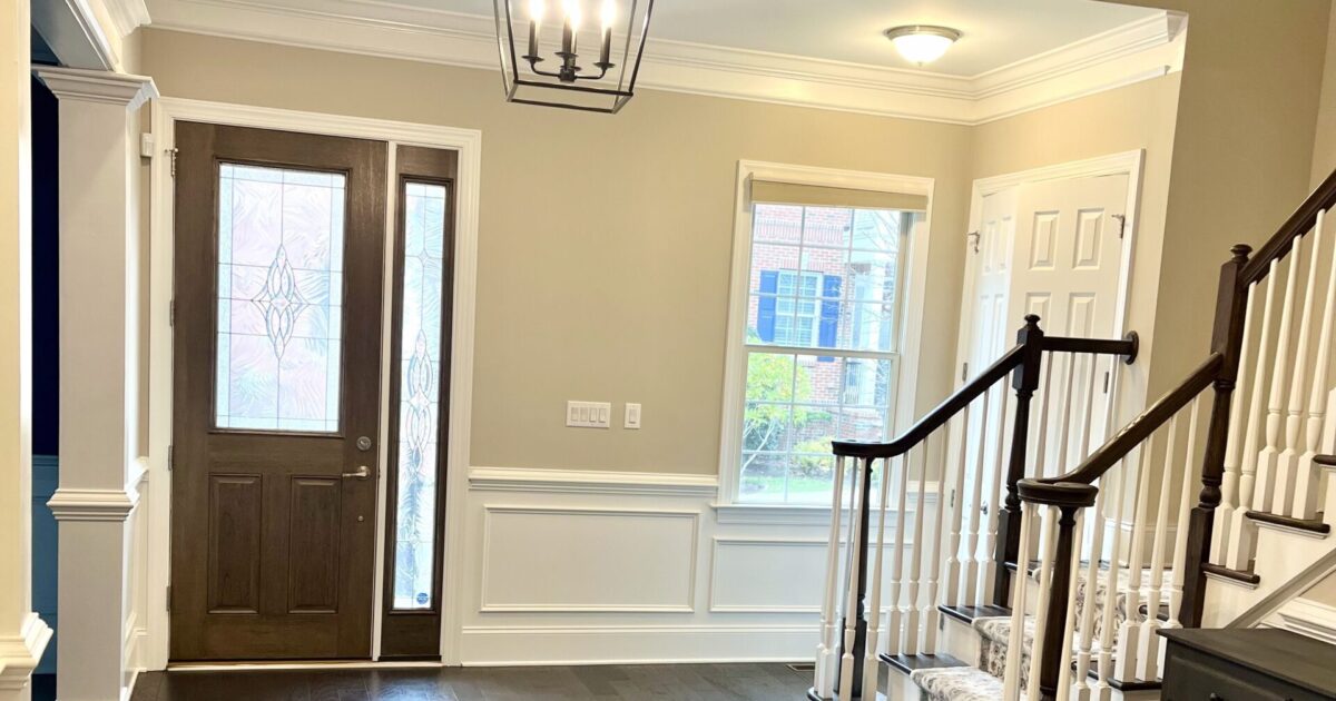 Dynamic Doorways: MHC Painting's Techniques for Stunning Entryway Transformations