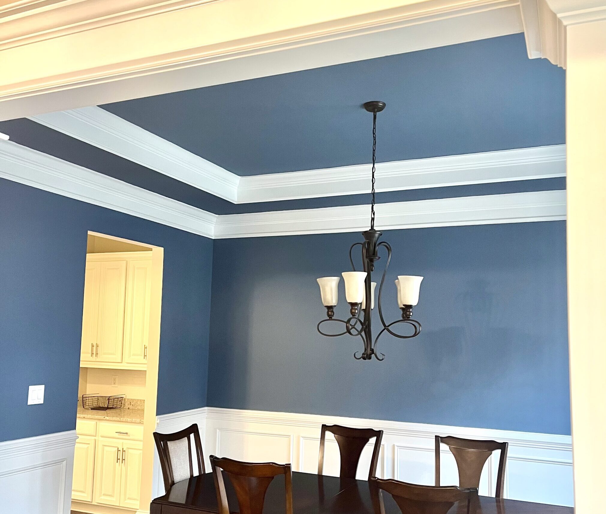 Fresh Coats, Fresh Starts: MHC Painting's Guide to Vibrant Interiors