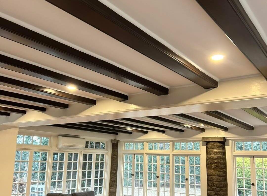 Mastering the Mix: MHC Painting's Techniques for Blending Modern and Rustic Styles