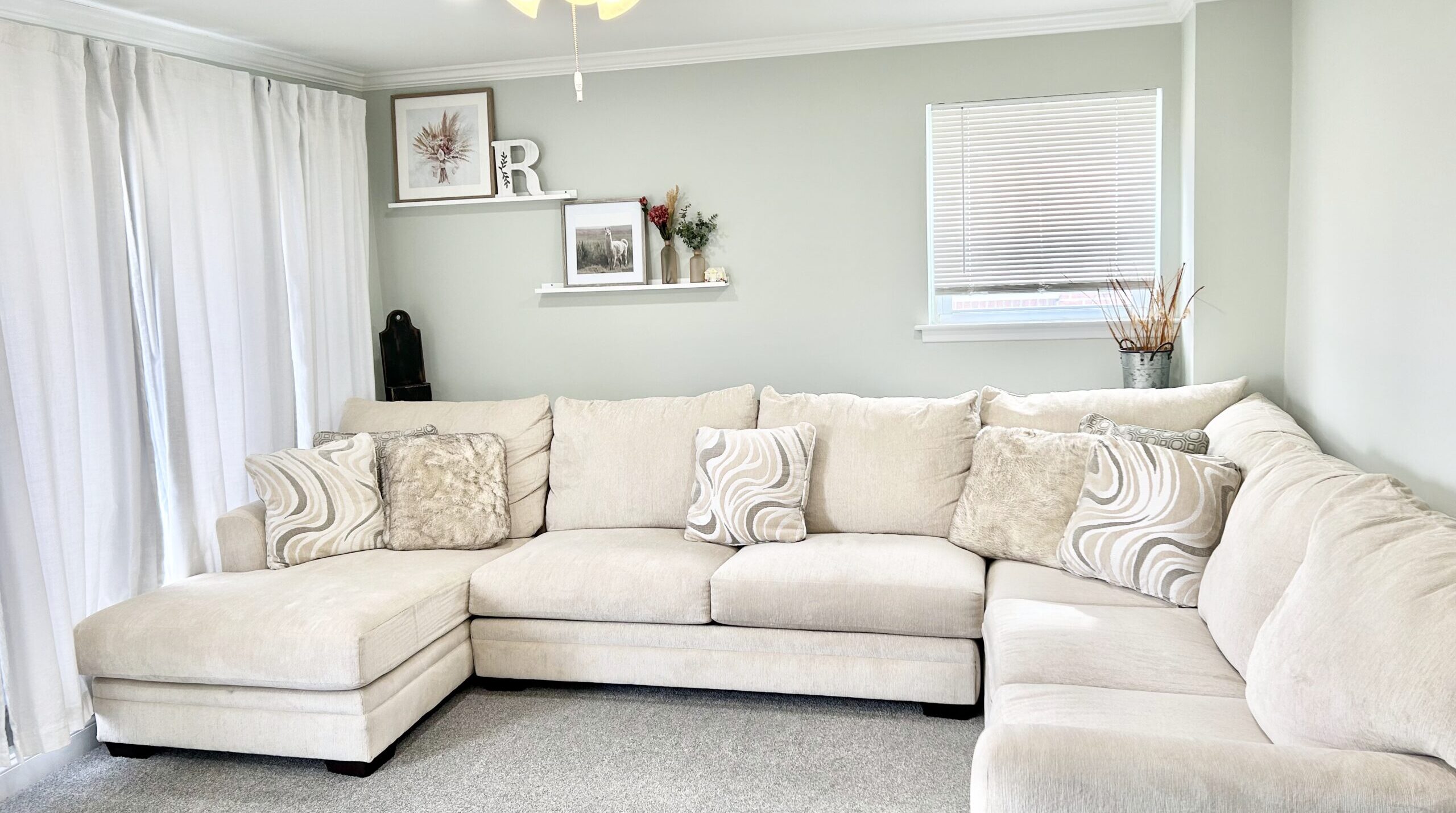 Seamless Finish: MHC Painting’s Guide to Achieving Flawless Surfaces