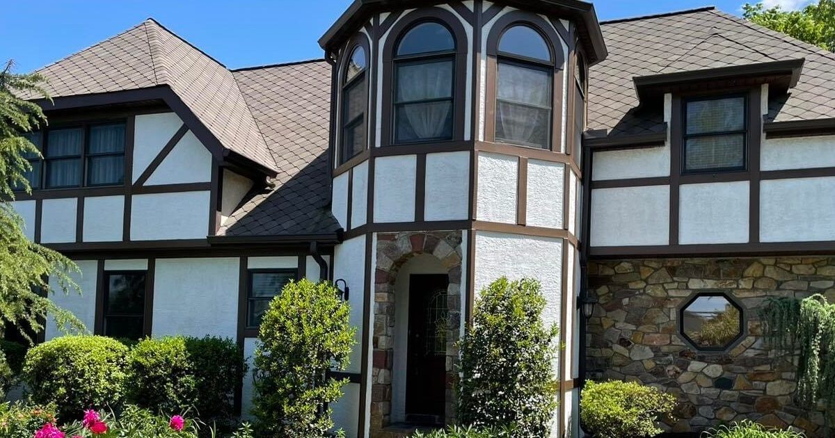 Timeless Elegance: MHC Painting's Approach to Classic Home Restoration